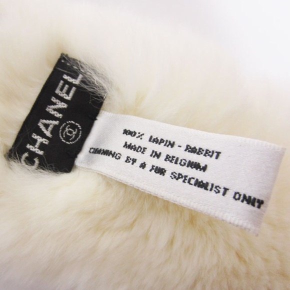 RARE!!! Chanel Rabbit Fur Pearl Charm Bracelet Cuff Bangle - Picture 7 of 7